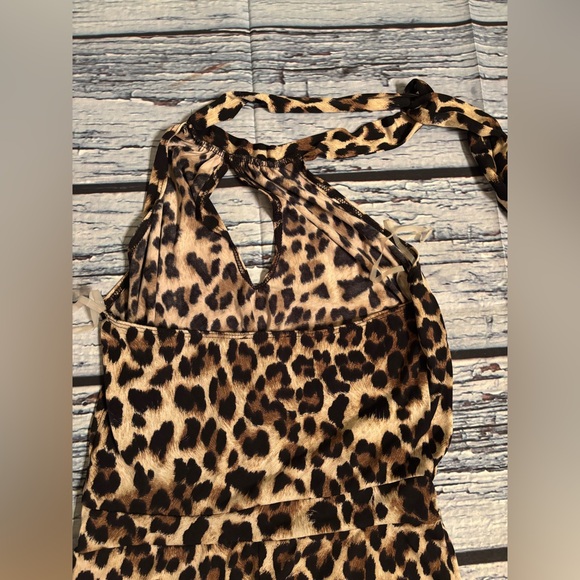 Charlotte Russe Leopard Print Wide-Leg Pants - Picture 4 of 7